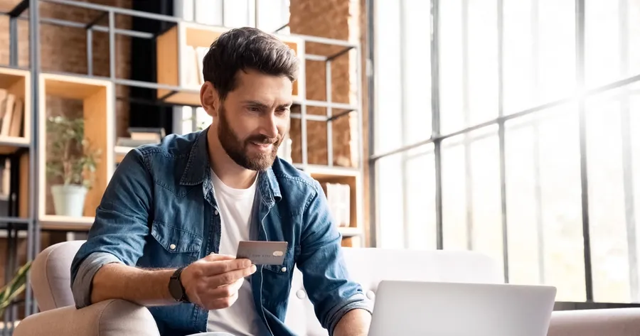 Bad Credit Cards: Pros, Cons, and How They Work