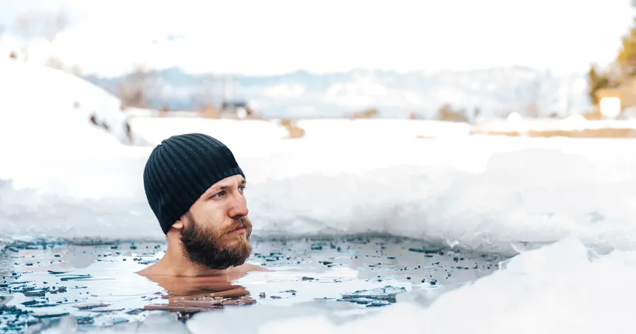 Cold Plunge vs. Ice Bath: Understanding the Differences and Benefits