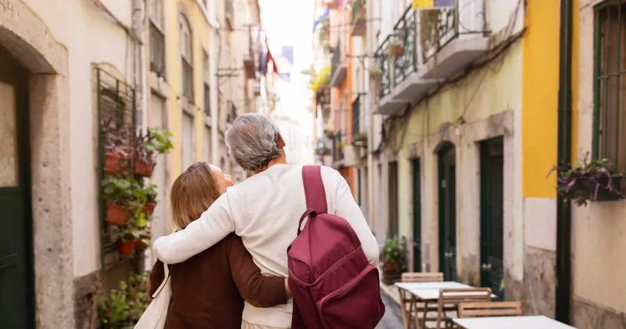 Retirement Travel: Exploring New Horizons