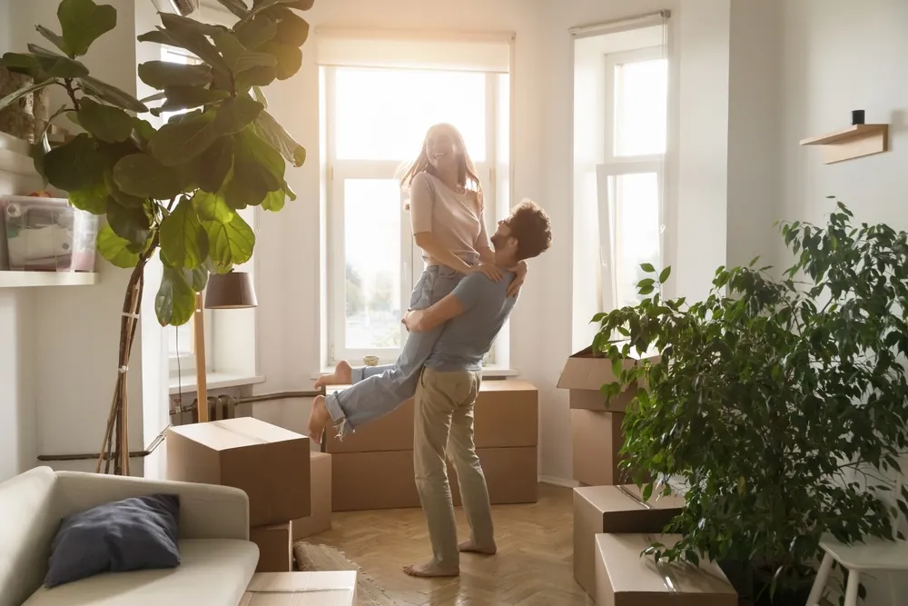 Short and Long Term Room Rentals: Which is Right For You?