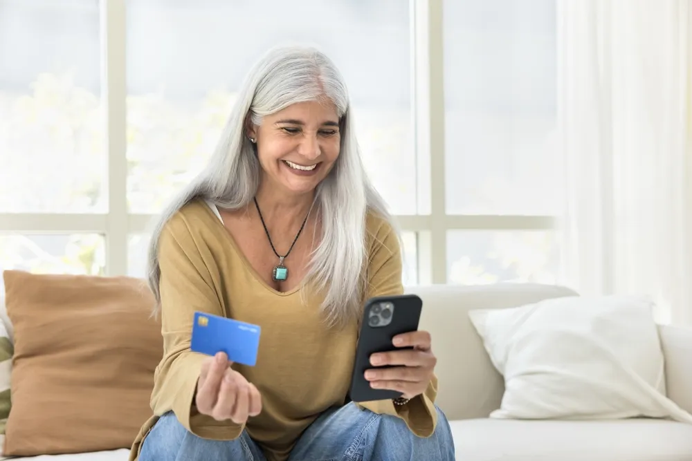 The Ultimate Guide to Credit Card Sign-Up Bonuses: Cash Back, Miles, and More