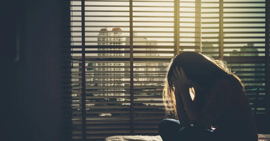 Symptoms and Treatments of Bipolar Disorder
