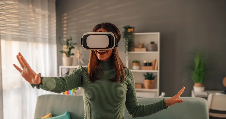 A Guide to the VR Universe: Exploring the Best Headsets, Platforms, and Upcoming VR Innovations