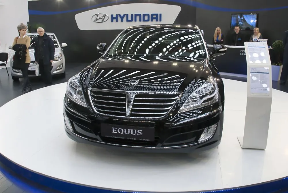 Inside the New Hyundai Equus