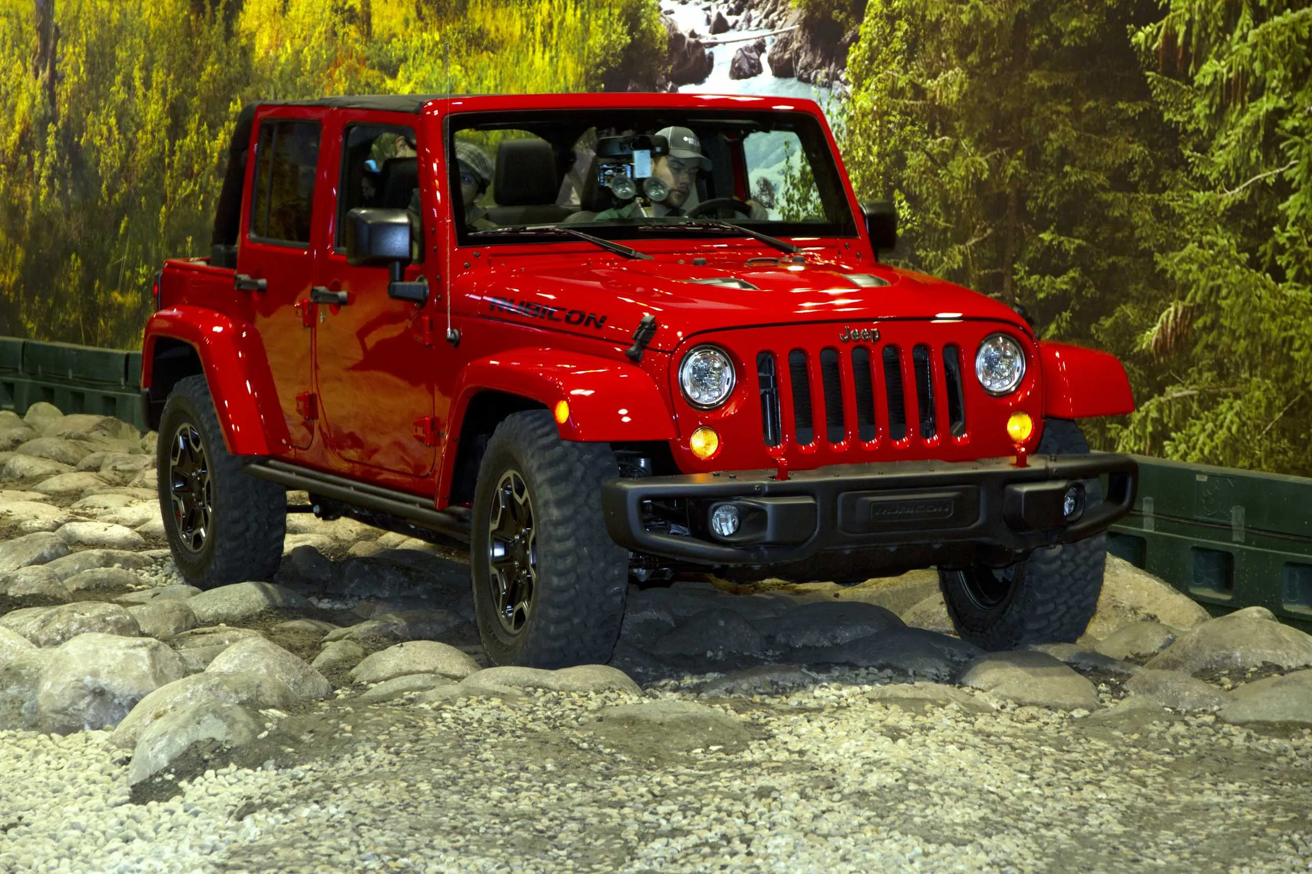 Inside the New Jeep Wrangler Unlimited