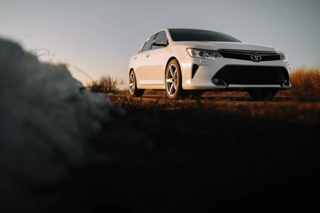 Mid-Size Face Off: 2017 Toyota Camry Vs. 2017 Honda Accord