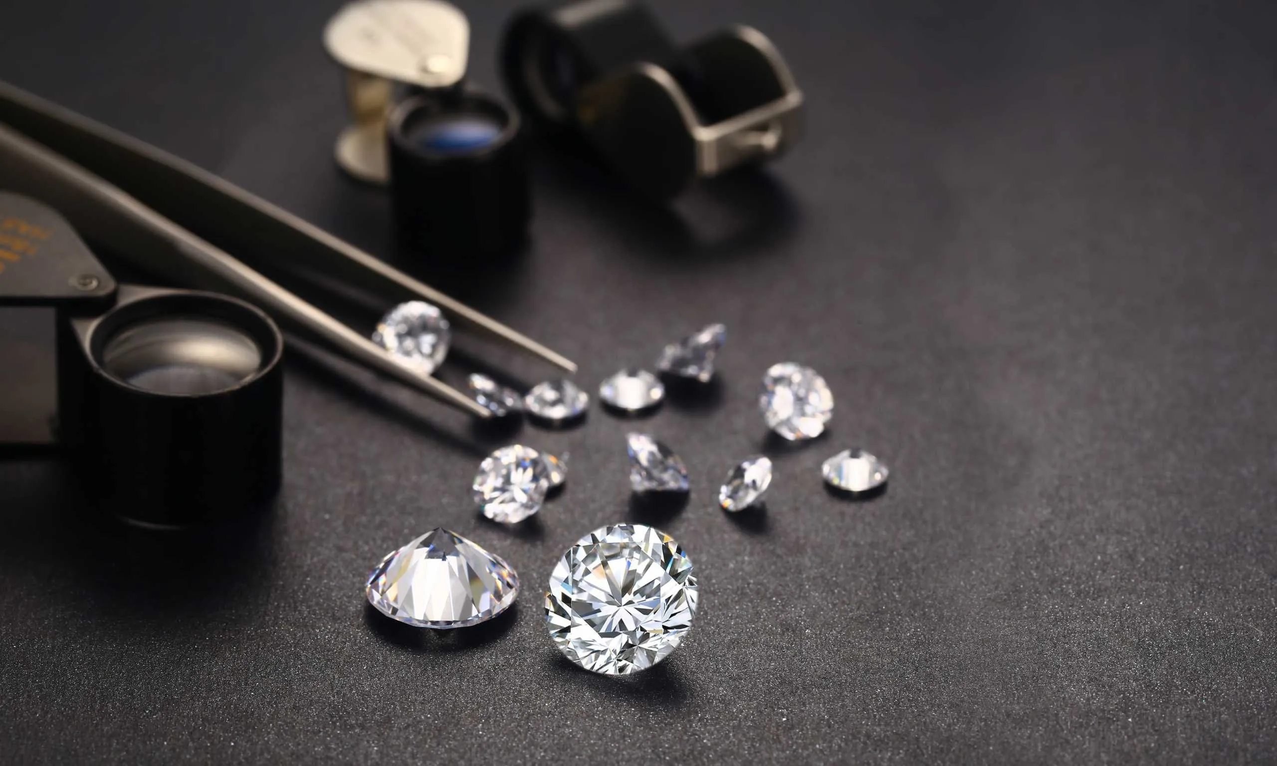 Lab Created Diamonds vs. Real Diamonds: Can People Tell the Difference?