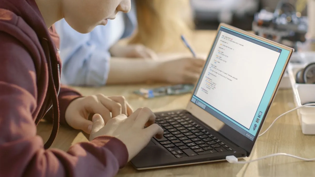 The Top Online Coding Classes for Kids