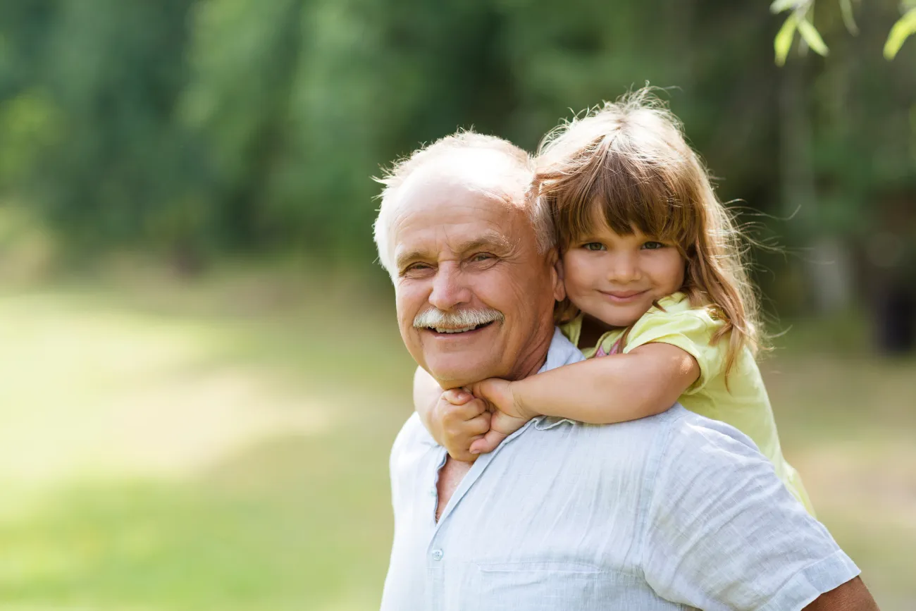 The Art of Grandparenting: 10 Steps to Forging a Loving Bond with Your Grandchild