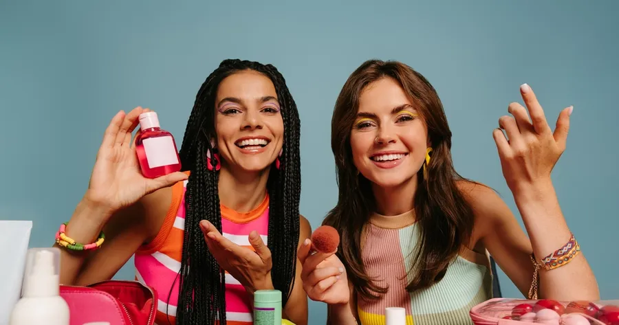 How Influencers Reshape Social Media Marketing