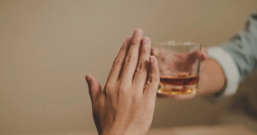 The Rise of Mindful Drinking: A Guide to the Sober Curious Lifestyle