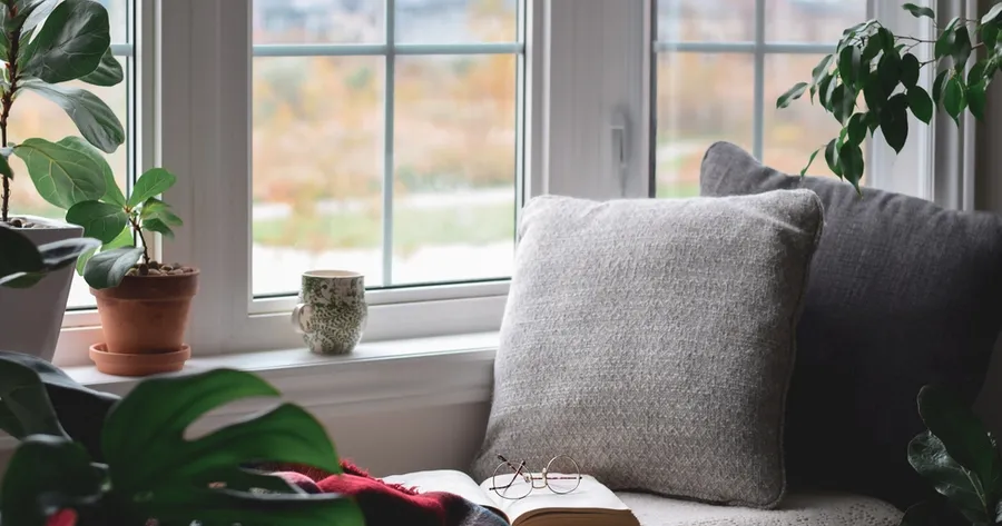 How to Create a Calm Corner for Reading, Resting, or Reflecting