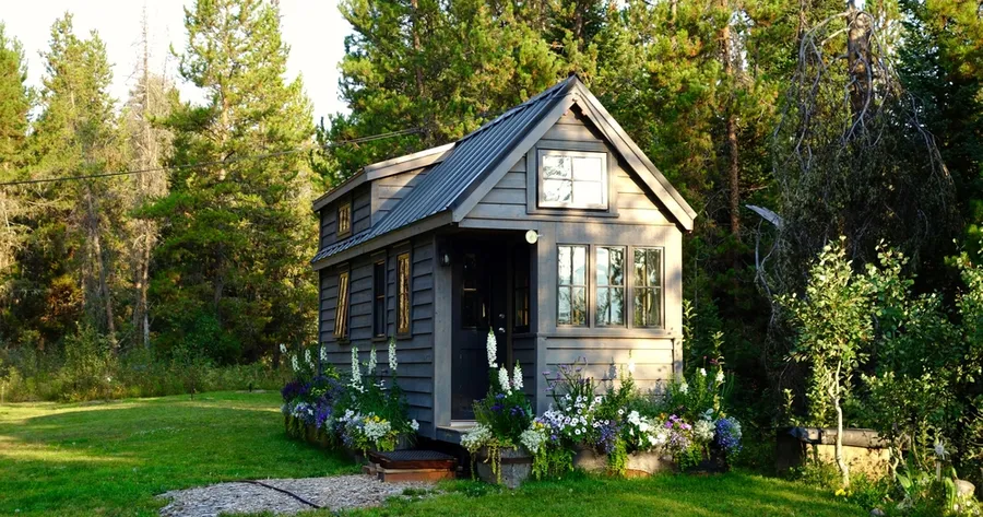 Tiny Homes, Big Appeal: The Surprising Costs of a Growing Real Estate Trend