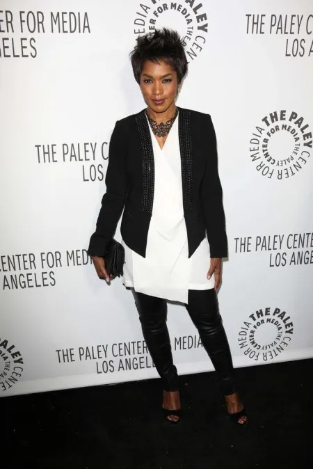 Female Stars Who Are Hotter Now Than In Their 20s - Page 6 of 17 - Fame10