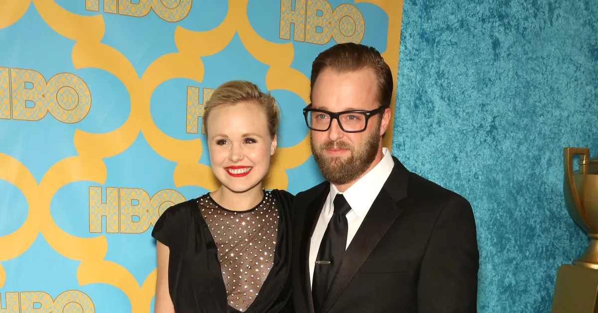 Alison Pill And Joshua Leonard Are Married Fame10