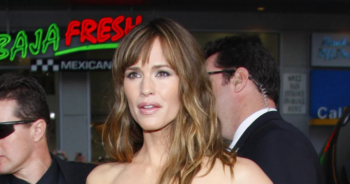 Things You Might Not Know About Jennifer Garner - Fame10