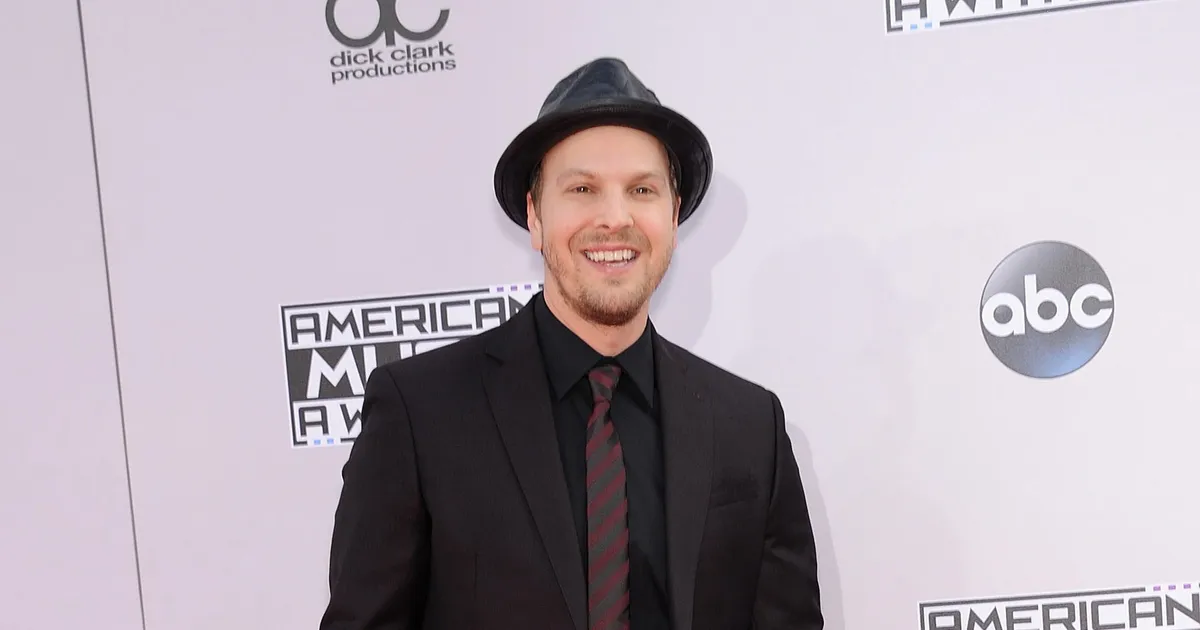 10 Things You Didn’t Know About Gavin DeGraw - Fame10