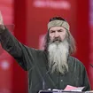 Duck Dynasty: Behind The Scenes Controversies
