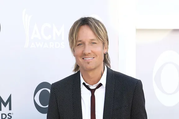 Keith Urban Releases His First-Ever Christmas Song, “I’ll Be Your Santa Tonight”