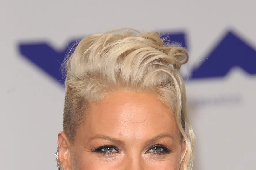 Pink Pens An Open “Letter To Self” About Aging, Cosmetic Procedures And Plastic Surgery