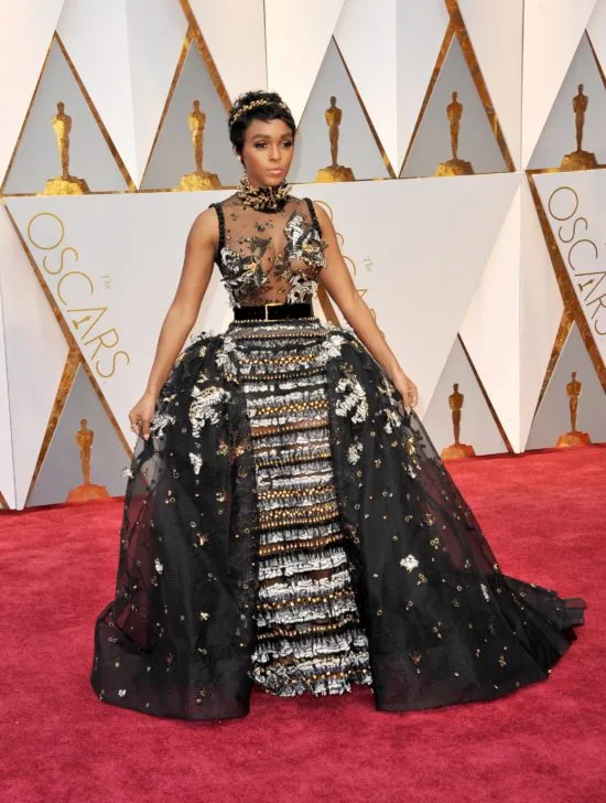 10 Most Memorable Fashion Moments Of 2017 - Fame10