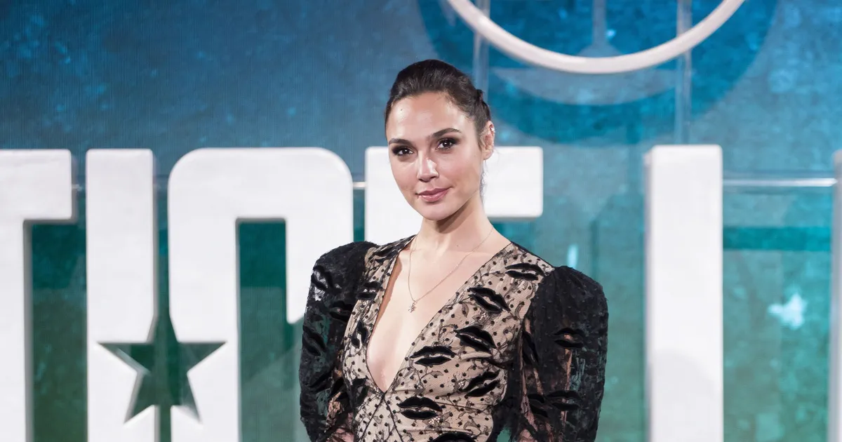 Gal Gadot Will Reportedly Refuse 'Wonder Woman' Sequel Unless Brett ...