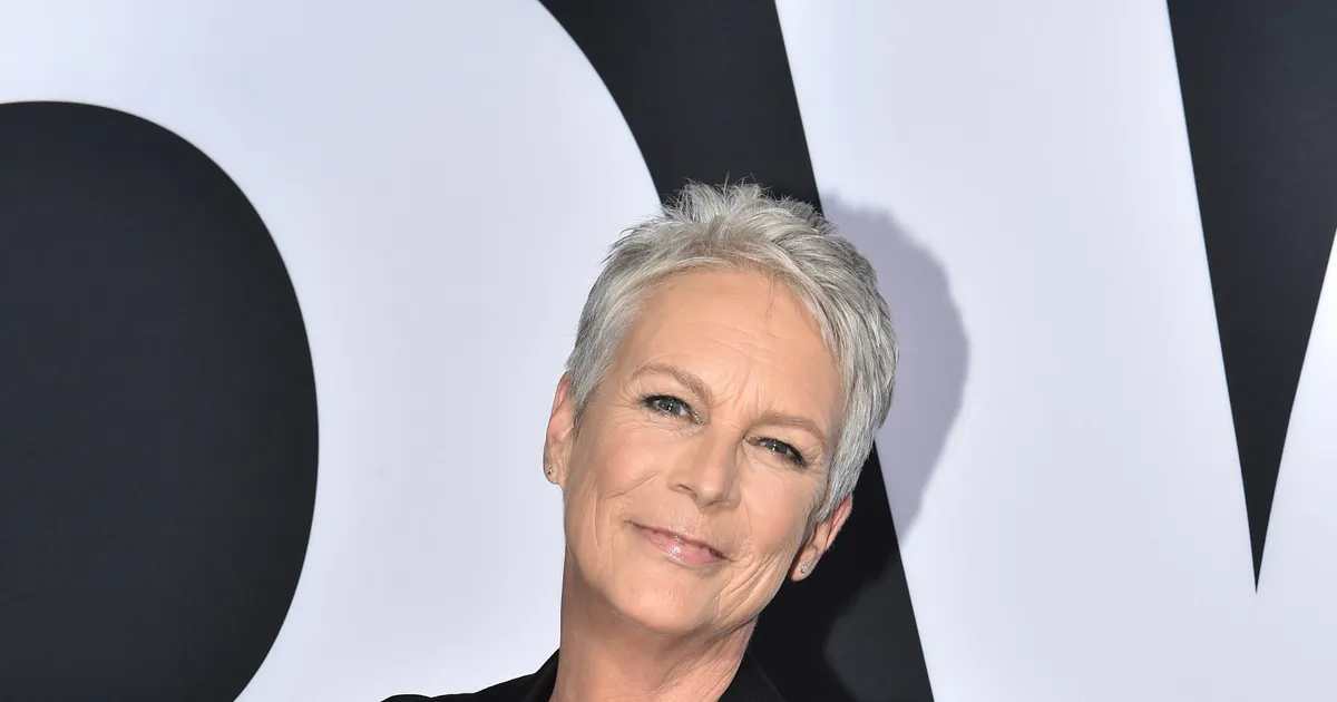 Jamie Lee Curtis Opens Up About Secret Opioid Addiction - Fame10