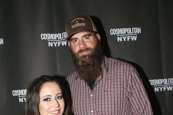 Former Teen Mom 2 Stars Jenelle And David Eason Get Two New Puppies After Controversy