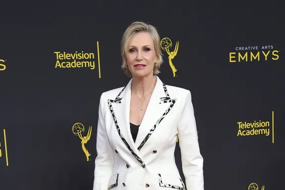 Jane Lynch Is Set To Host A Weakest Link Reboot On NBC