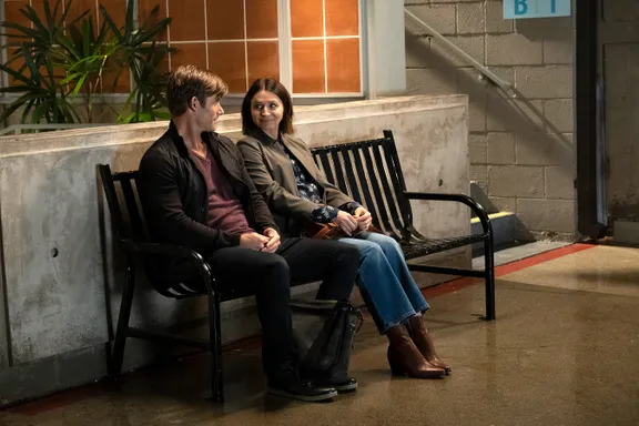 Grey’s Anatomy Season 16 Premiere Takes Many Twists And Turns