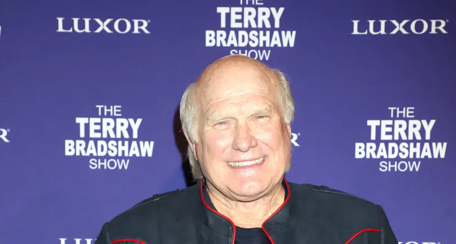 NFL Icon Terry Bradshaw Scores E! Reality Series 'The Bradshaw Bunch ...