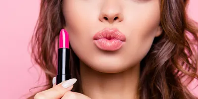 The 5 Best Lipsticks for Dry Lips