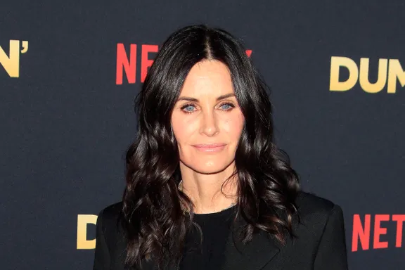 Courteney Cox Is “So Excited” For The HBO Max ‘Friends’ Reunion