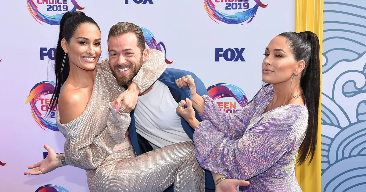 Artem Chigvintsev Is Returning To 'Dancing With The Stars' As A Season