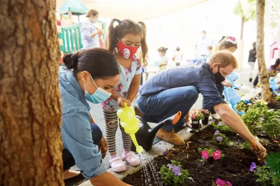 Prince Harry And Meghan Markle Plant Forget-Me-Nots At A Preschool In Honor Of Princess Diana