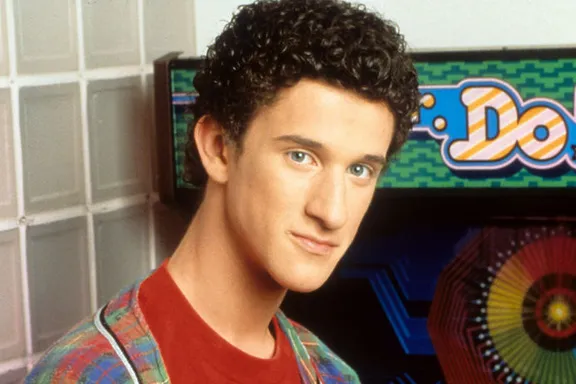 Saved By The Bell Star Dustin Diamond Hospitalized With Mystery Illness