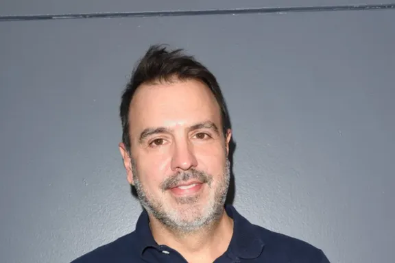 DOOL Head Writer Ron Carlivati Gets Impatient With Fans On Social Media