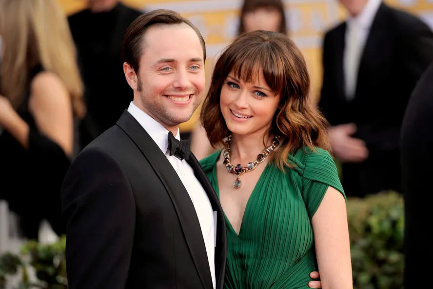 Alexis Bledel And Vincent Kartheiser File For Divorce After 8 Years of Marriage