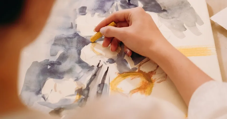 Healing Through Creativity: Exploring the Benefits of Art Therapy Techniques