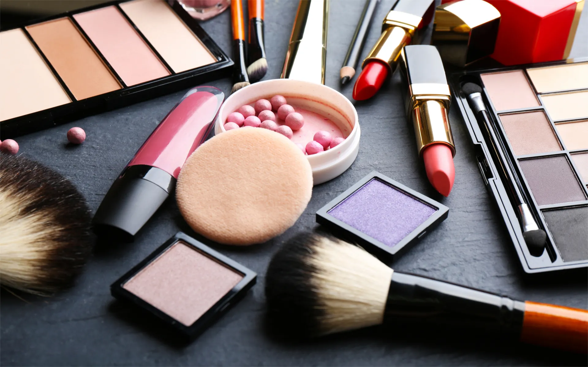 Common Disgusting Ingredients in Cosmetics