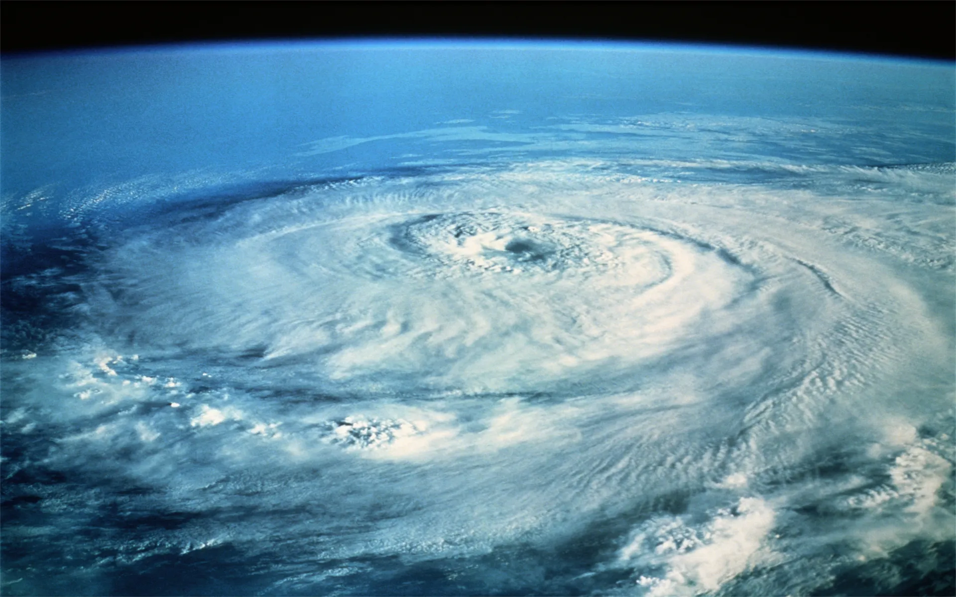 Eye of the Storm: How to Prepare for a Hurricane