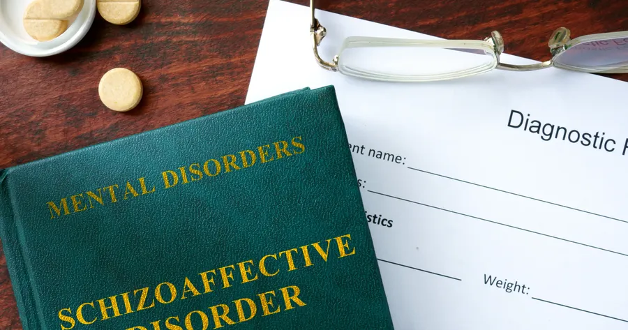 Understanding Schizoaffective Disorder: 12 Important Facts to Know