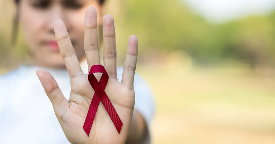 HIV Treatment: Deciphering Early Symptoms for Timely Intervention