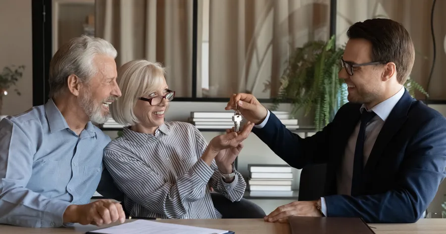 Making Your Golden Years Shine: Choosing the Best Mortgage Lenders for Seniors