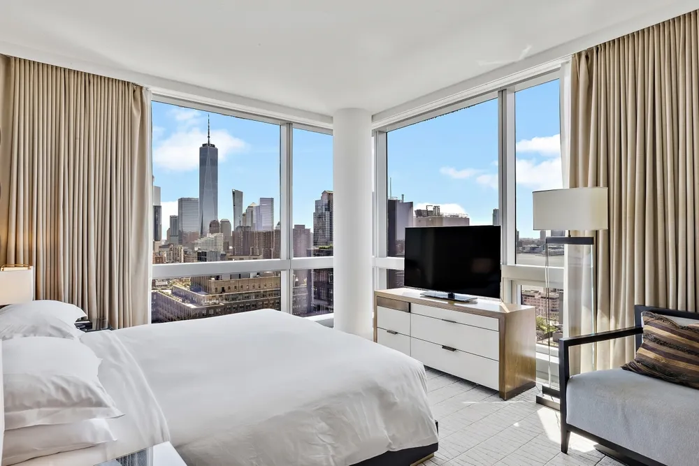 Top 10 BudgetFriendly Hotels in New York City Comfort without the