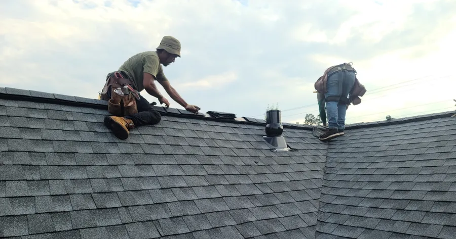 How to Select the Best Roof Repair Contractor for Your Home