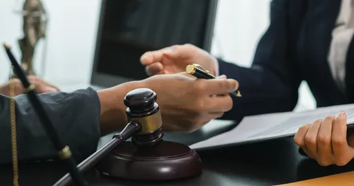 How Full-Service Law Firms Simplify Legal Needs