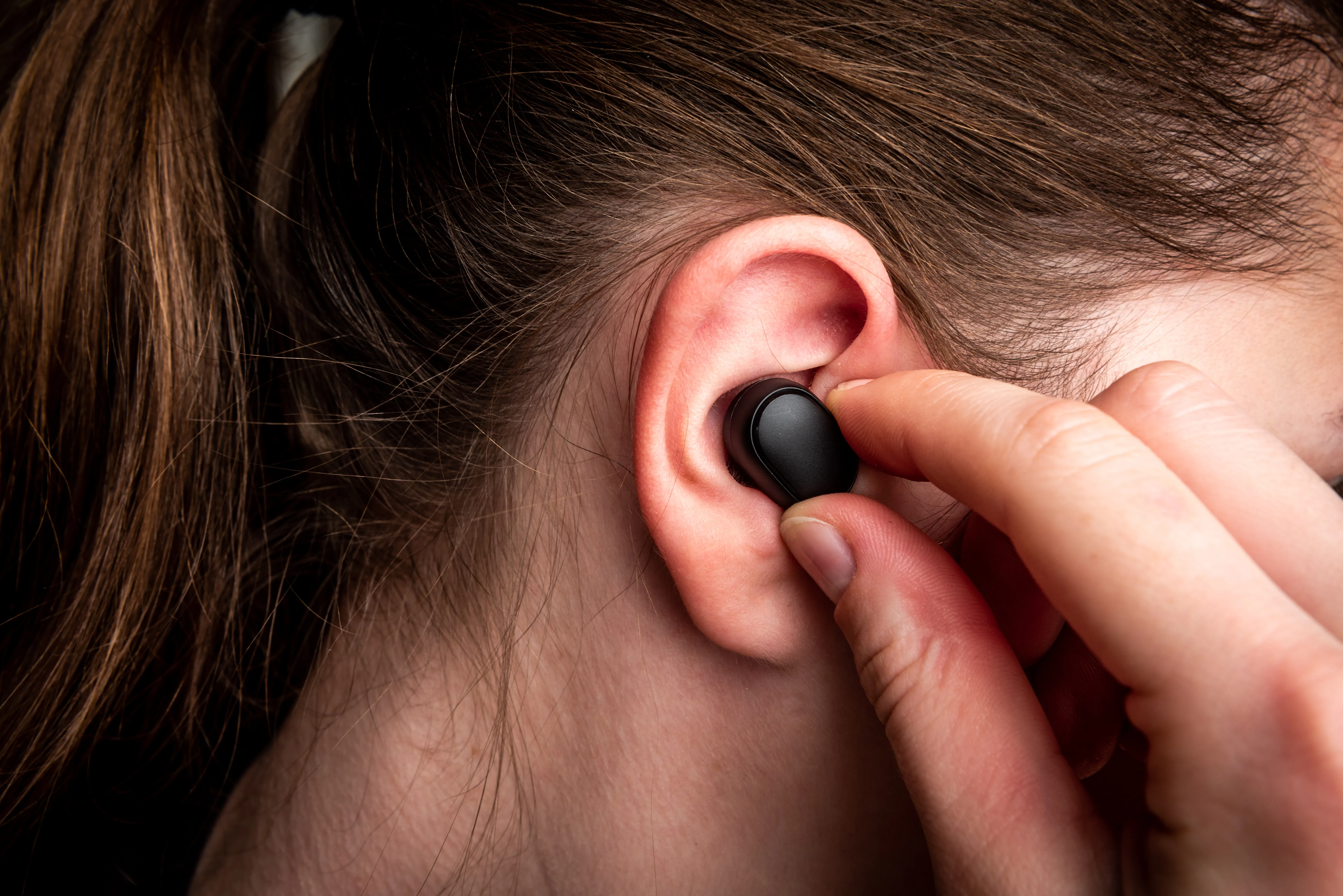 Wireless Earbuds: Best Options To Consider