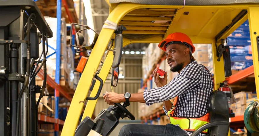 Open Forklift Job Vacancies: Find Out What You Need to Get a Job