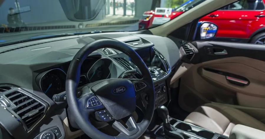 Inside the 2017 Ford Escape